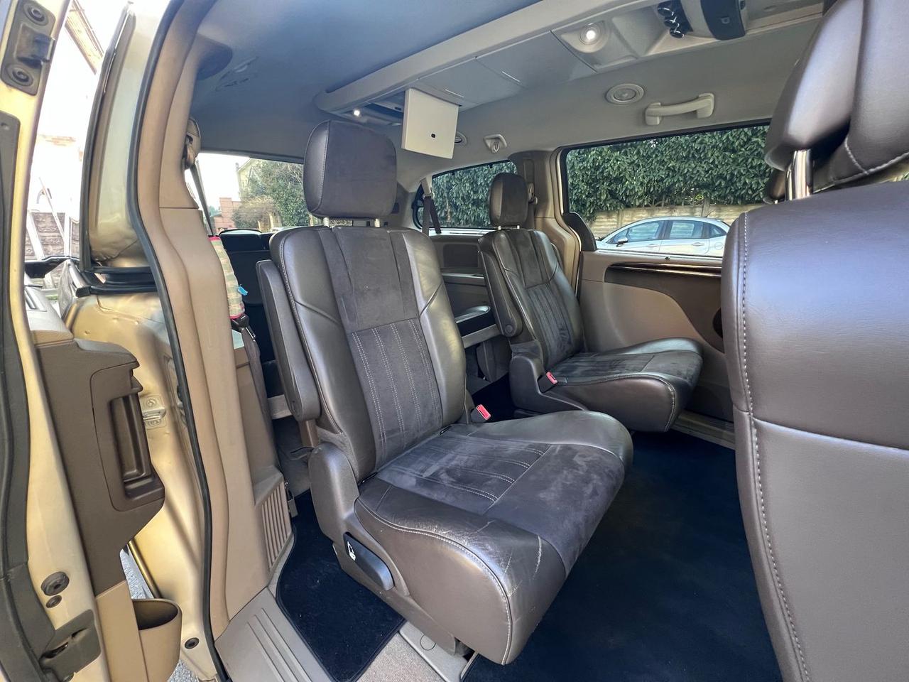 Lancia Voyager 2.8 D Platinum #9528