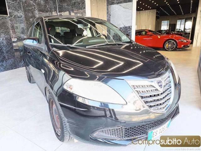 LANCIA Ypsilon 1.2 69 CV 5 porte Gold