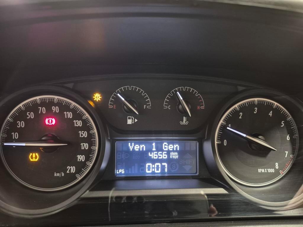 Lancia Ypsilon 1.2 69 CV 5 porte GPL Ecochic Silver