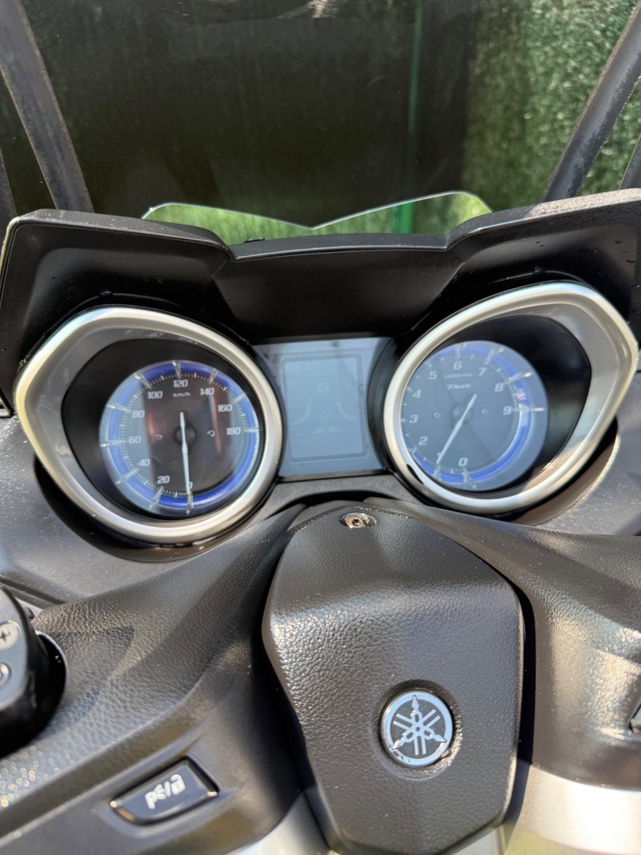 Yamaha TMAX 530 2017 DX UNIPROPRIETARIO