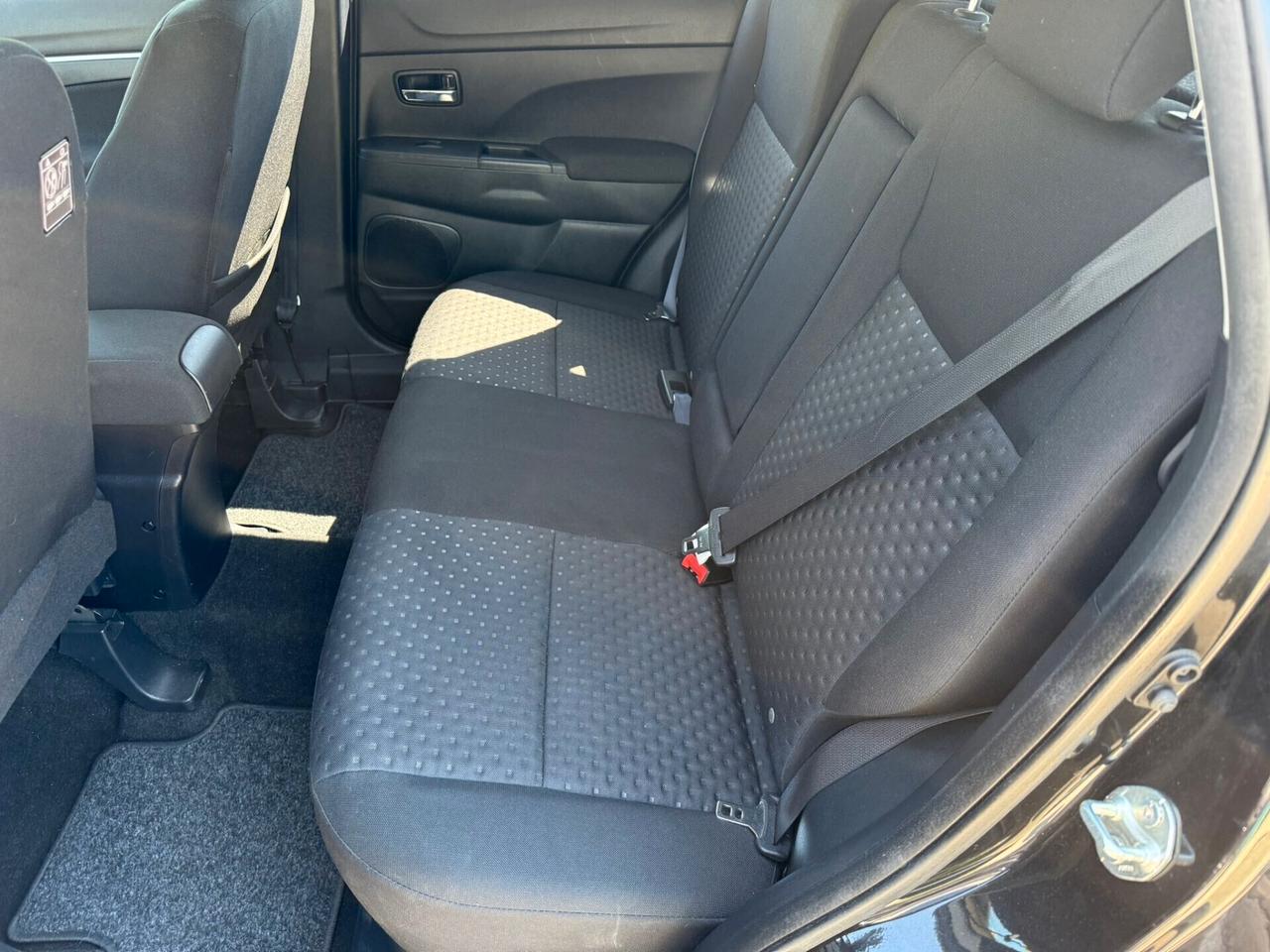 Mitsubishi ASX 1.8 DI-D 150 CV 4WD UNICO-PR 63.500 km