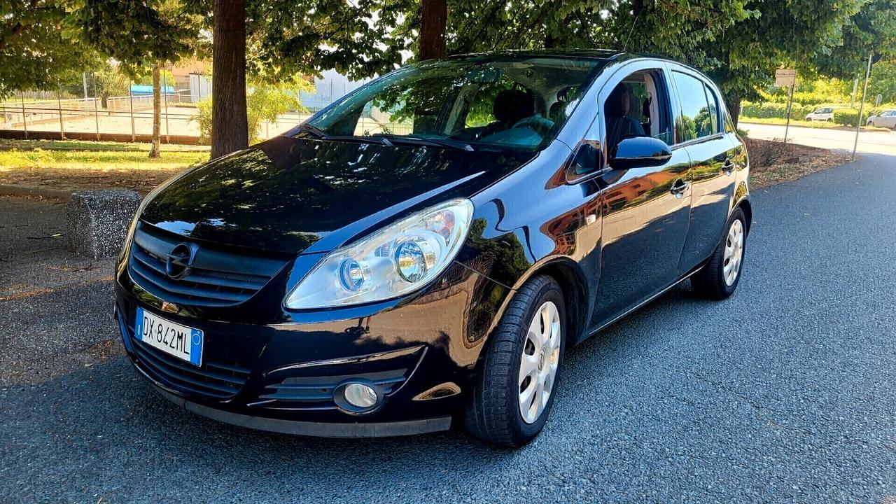 Opel Corsa 1.2 80CV 5 porte GPL-TECH Edition