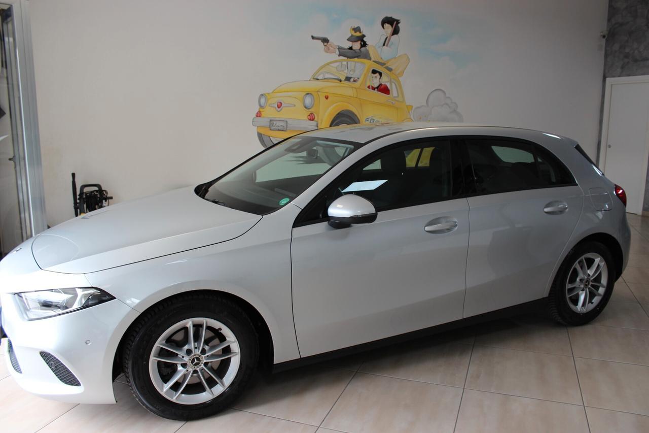 Mercedes-benz A 180 .