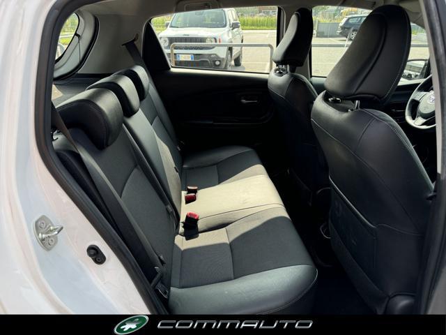 TOYOTA Yaris 1.0 5 porte Lounge