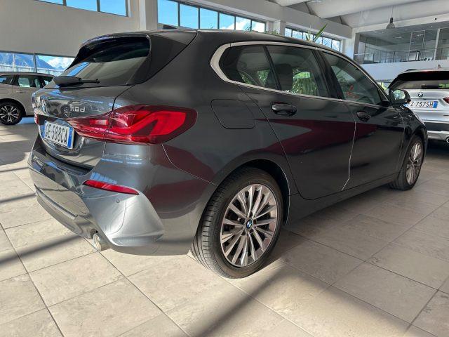 BMW 118 d 5p. Luxury