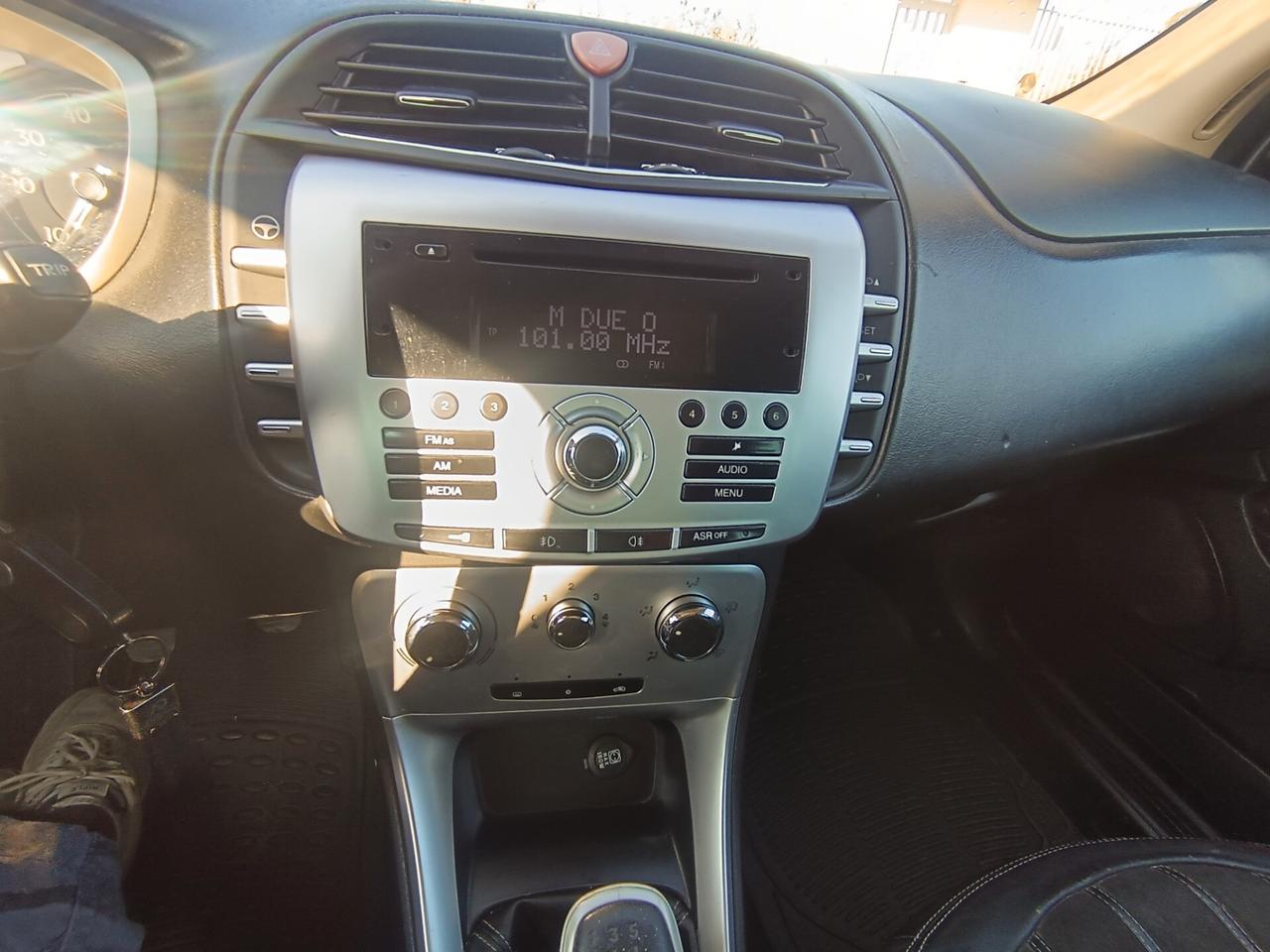 Lancia Delta 1.6 MJT DPF Selectronic Platinum