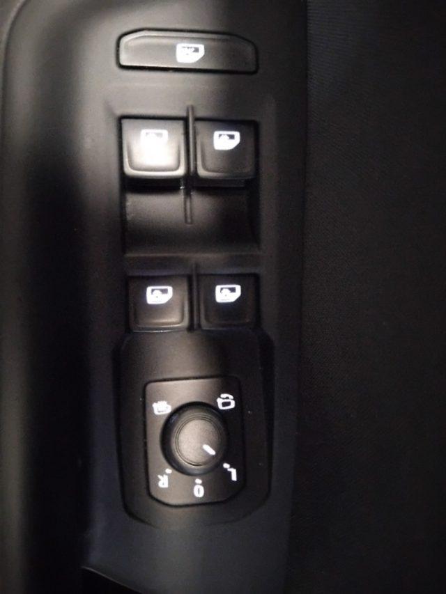 VOLKSWAGEN Passat Variant 2.0 TDI SCR EVO DSG Business