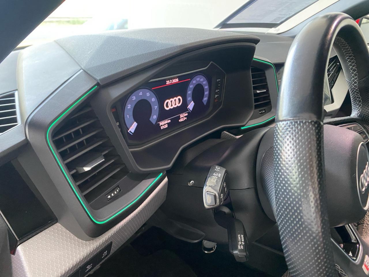 AUDI A1 II 2022 allstreet - A1 allstreet 30 1.0 tfsi Identity Contrast 110cv