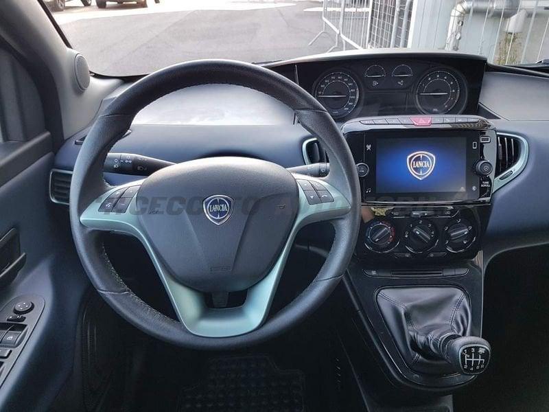 Lancia Ypsilon Ypsilon 1.0 firefly hybrid Platino s&s 70cv