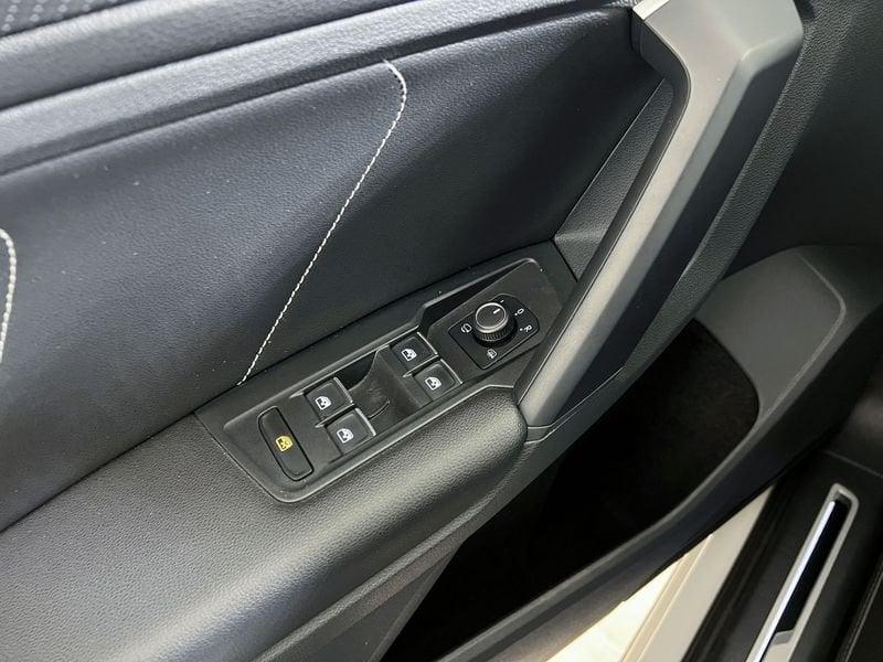 Volkswagen Tiguan Tiguan 2.0 tdi R-Line 150cv dsg