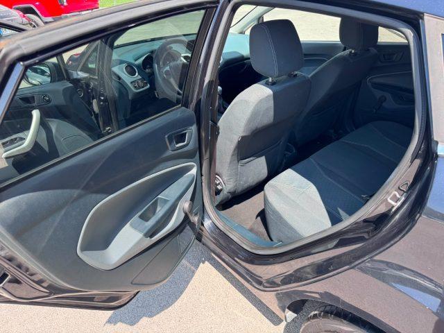 FORD Fiesta 1.6 TDCi 95 CV 5p. Titanium OK NEOPATENTATI