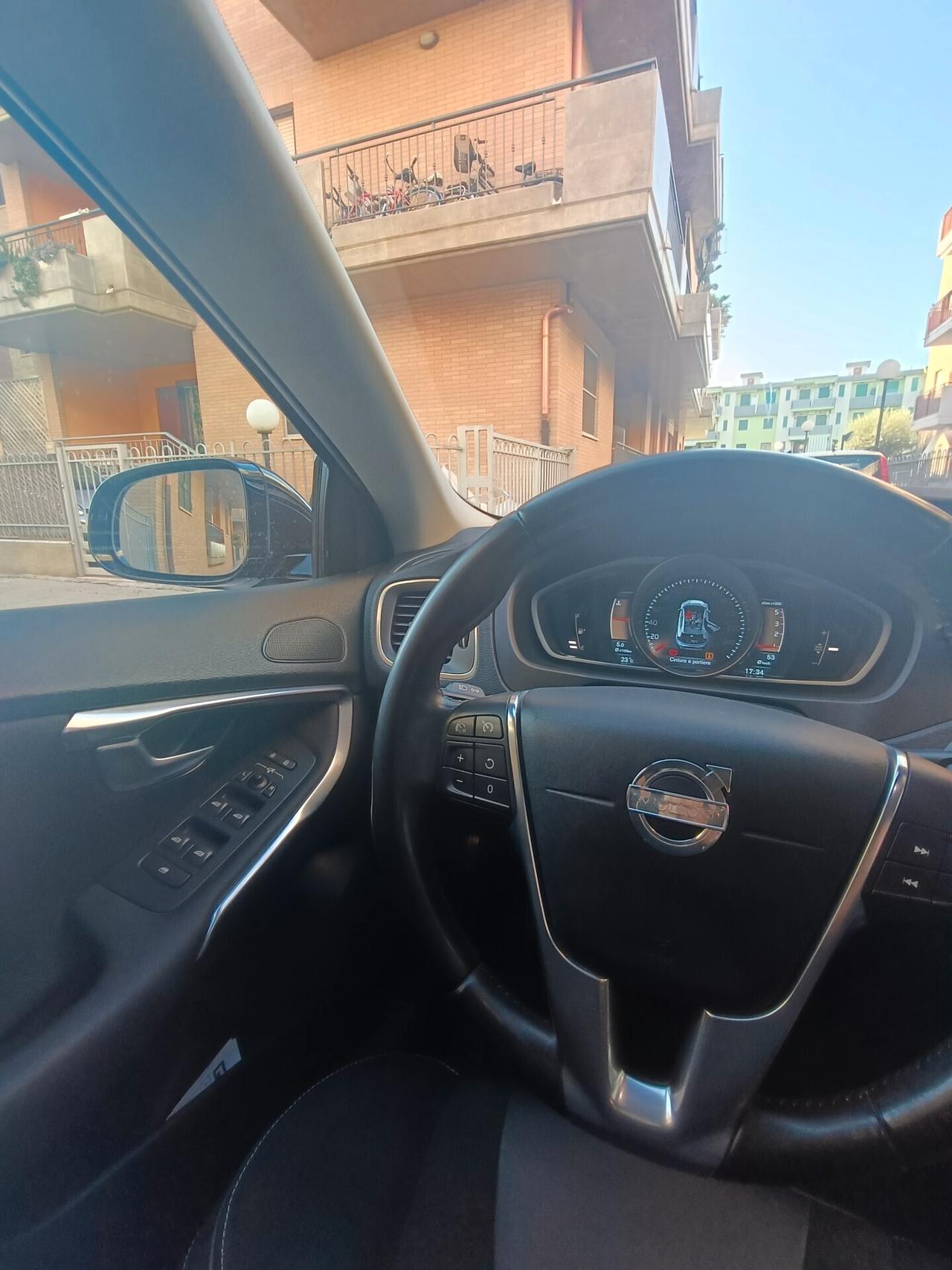 Volvo V40 D2 1.6 Momentum