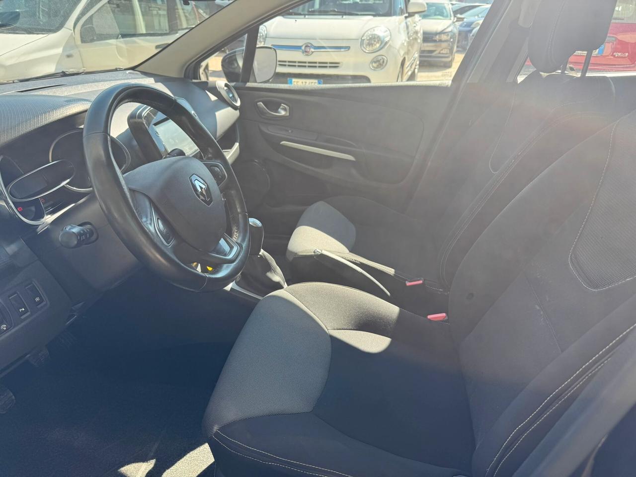 Renault Clio dCi 8V 75 CV Start&Stop 5 porte Energy Duel