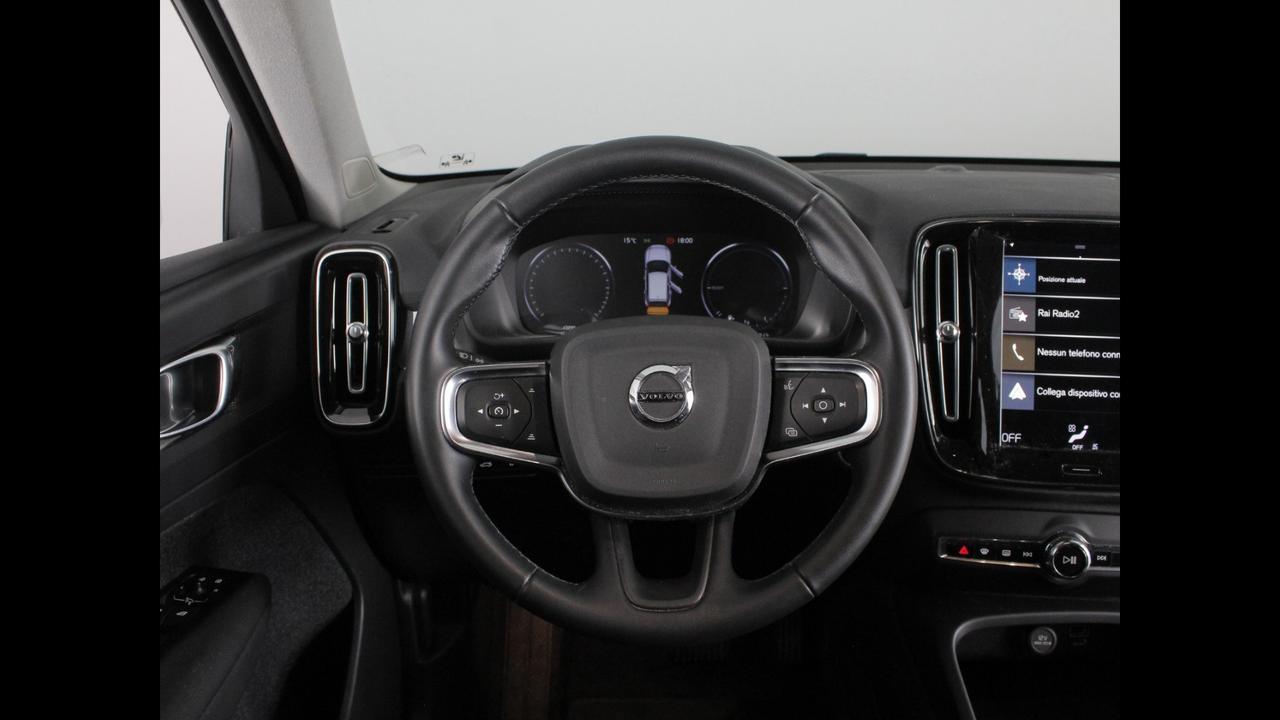 VOLVO XC40 - XC40 1.5 t5 phev Inscription Expression auto my21