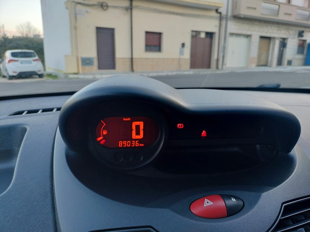 Renault Twingo 1.2 16V LEV Sport & Sound