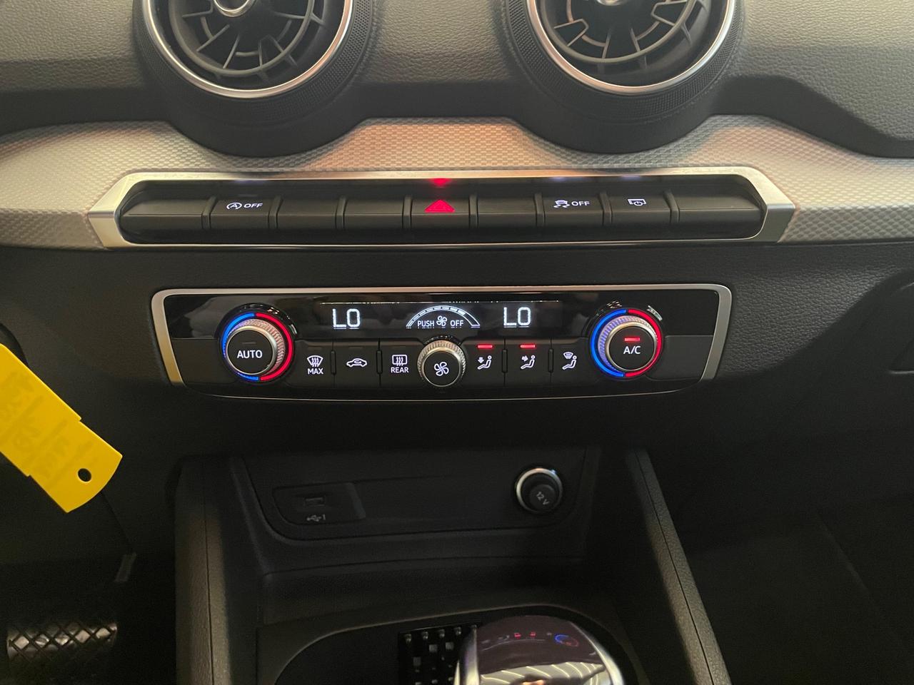Audi Q2 30 TDI S tronic Business Plus