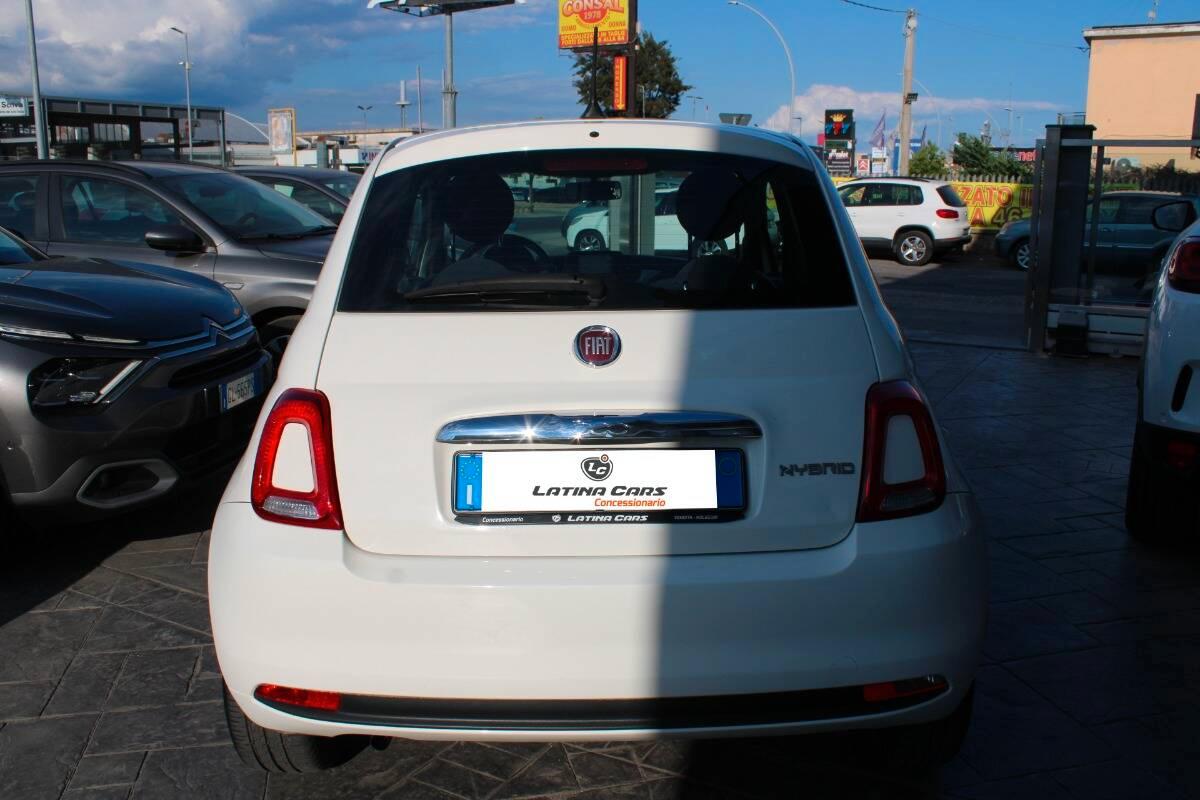 Fiat 500 1.0 hybrid Club 70cv con CarPLAY