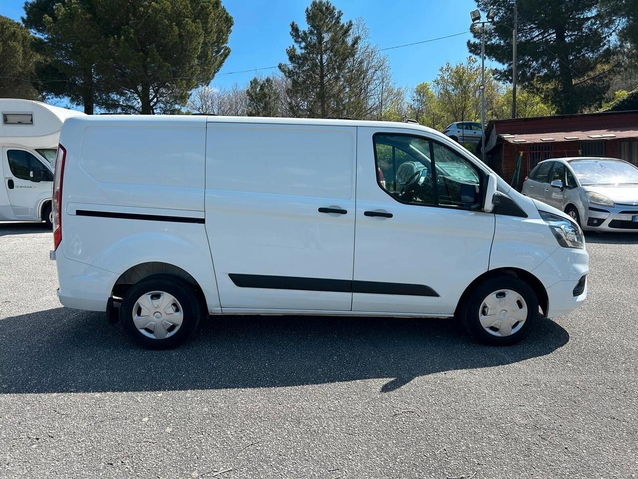 Ford Transit Custom 280 2.0 EcoBlue Hybrid 130 PC Furg. Titanium