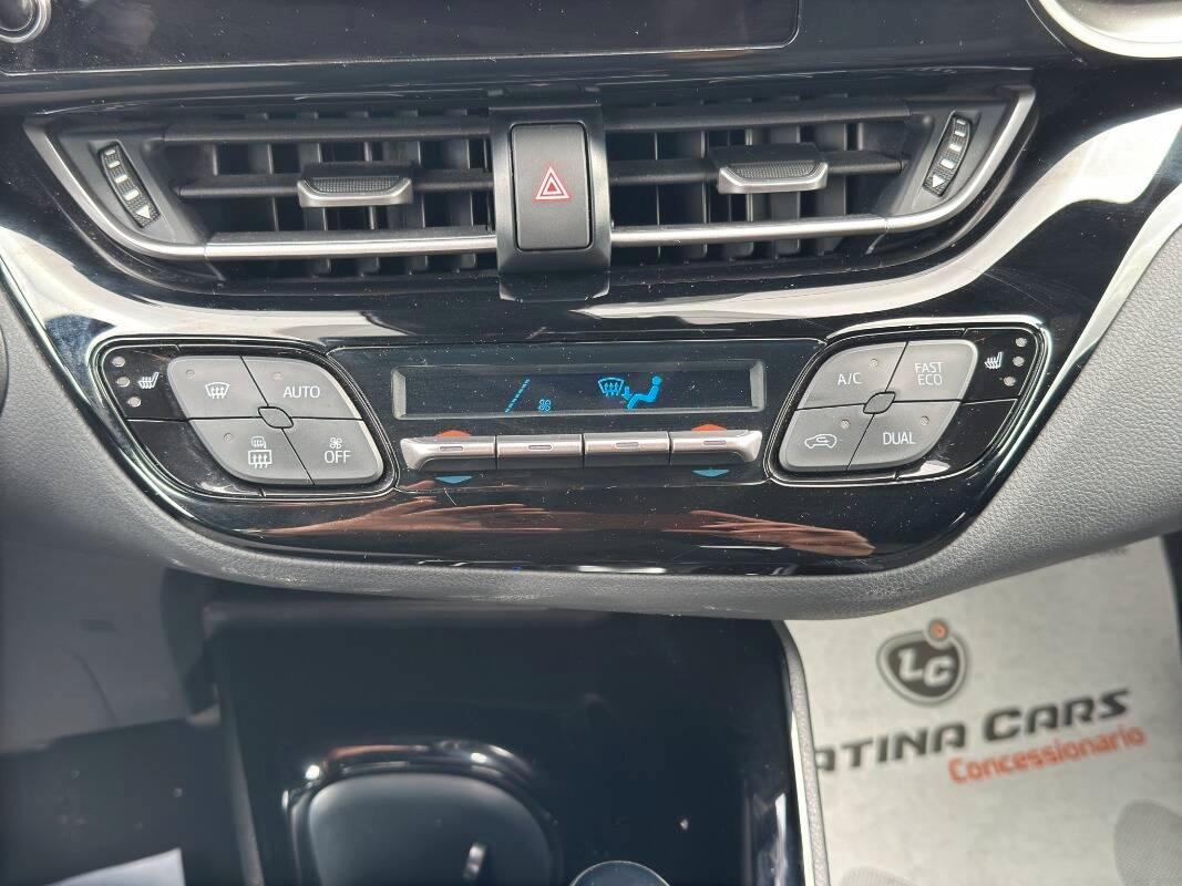 Toyota C-HR 2.0h More Business AUTOMATICA con CarPlay