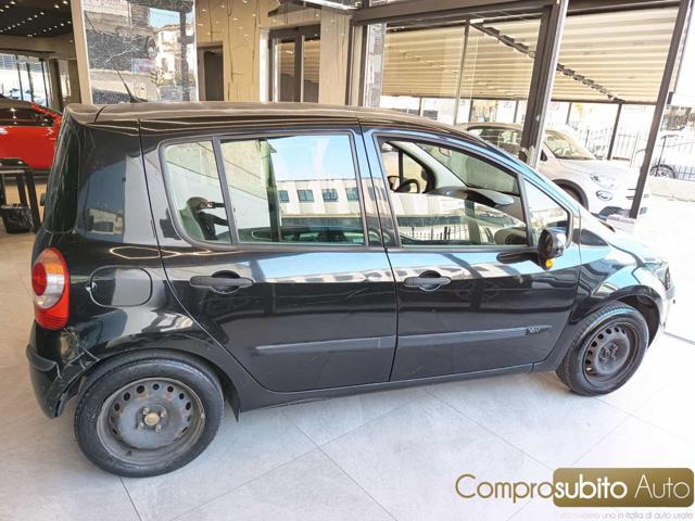 RENAULT Modus 1.2 16V Luxe Dynamique