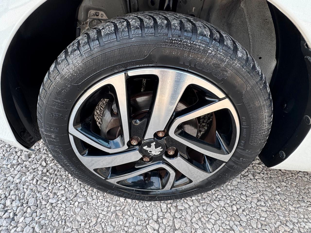 Peugeot 108 1000 benzina cabrio 5 porte 1 prop. nord italia 2014