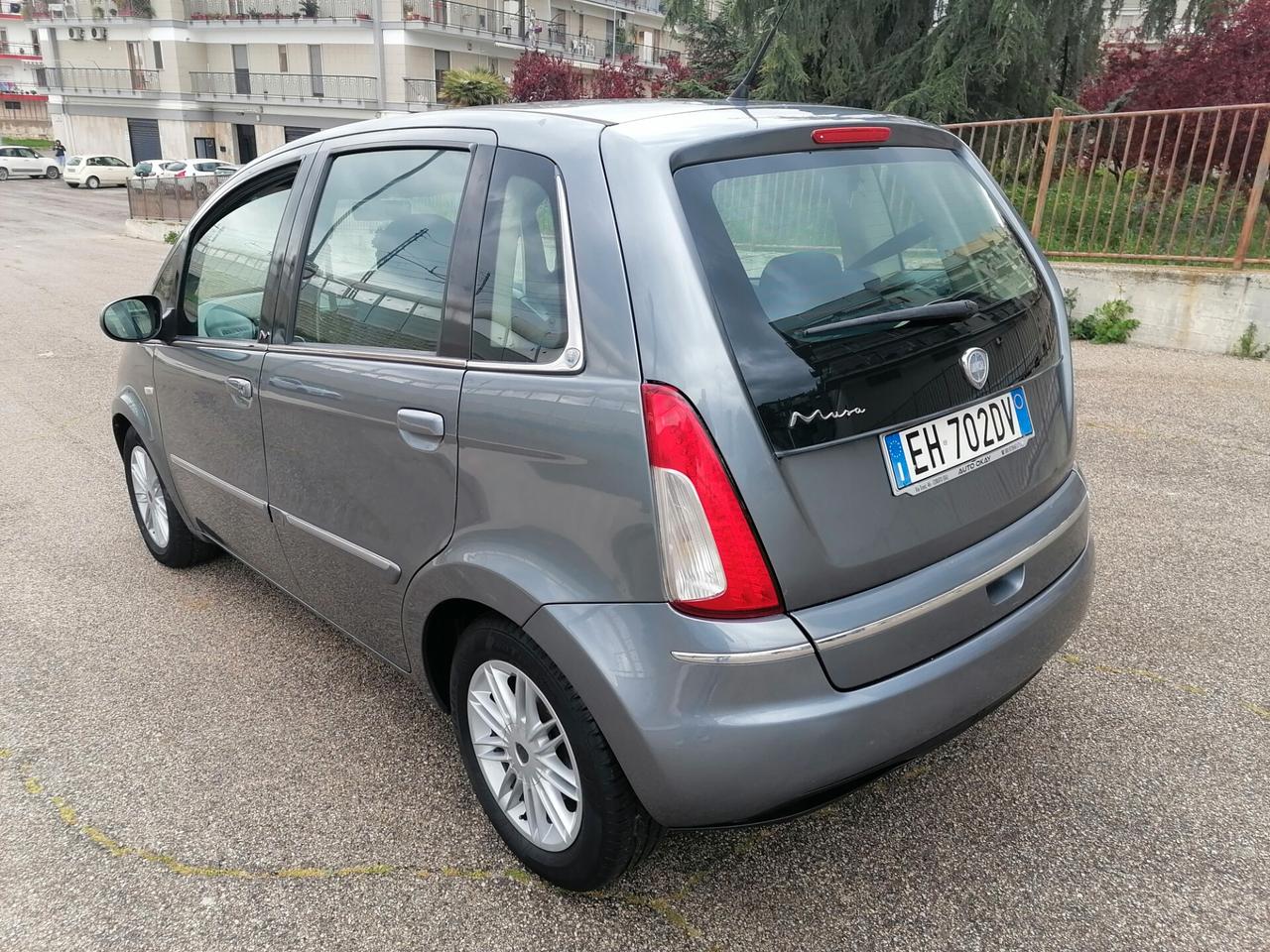 Lancia MUSA 1.3 Mjt 95 CV Gold 2011