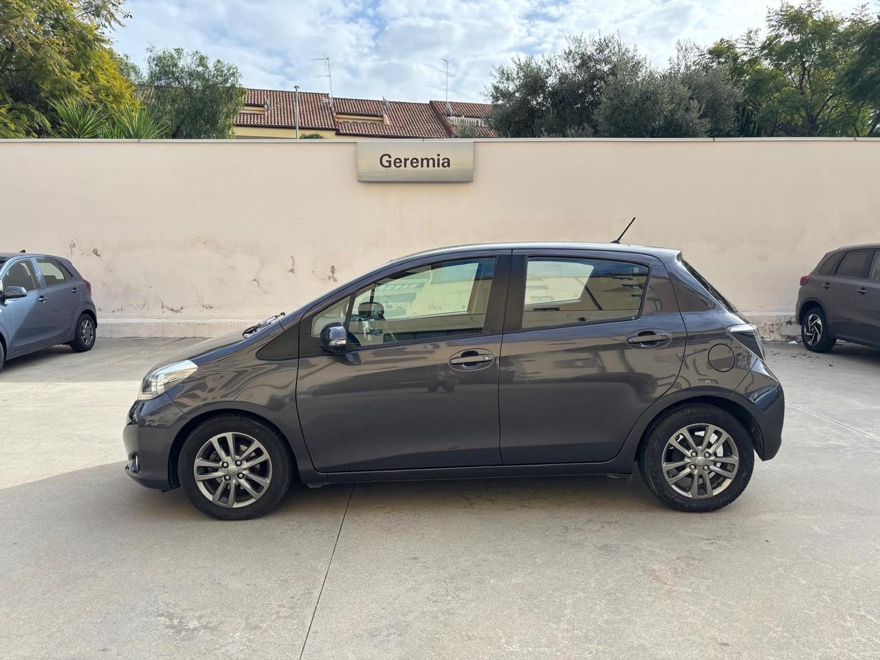 Toyota Yaris 1.4 D-4D 5 porte Active