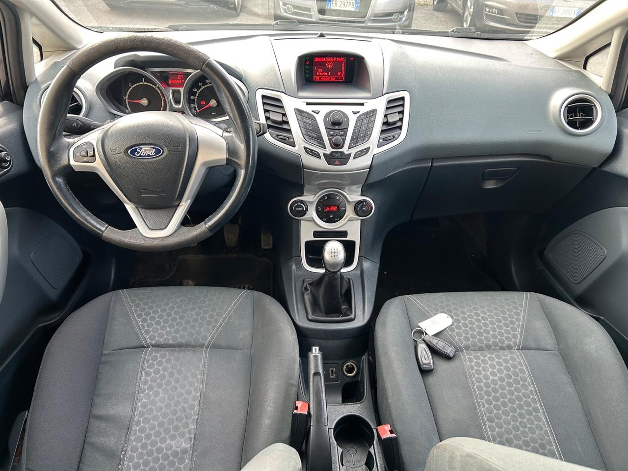 Ford Fiesta 1.4 TDCi 68CV 3 porte Titanium