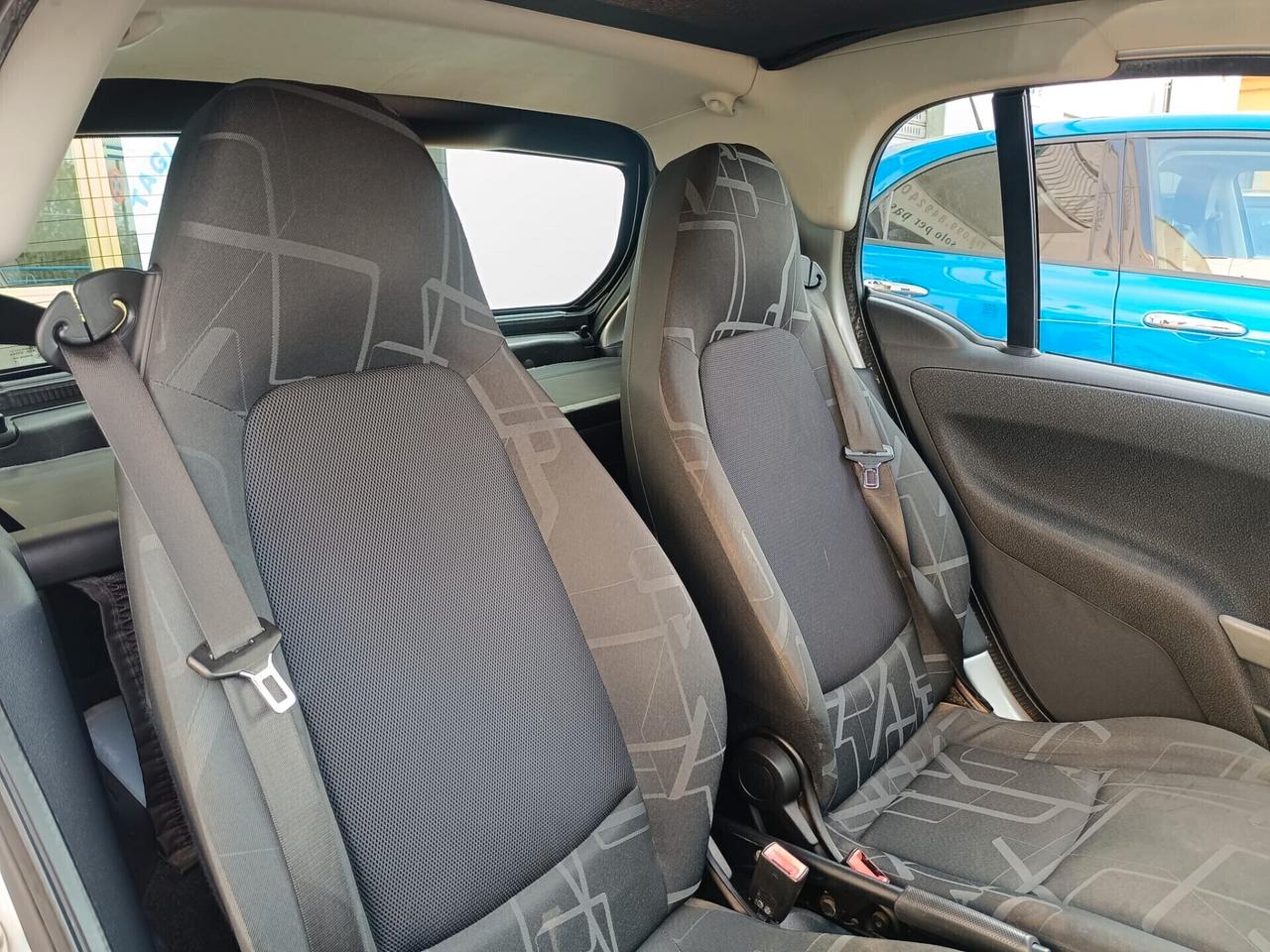 Smart ForTwo 1.0 benzina 52 kW MHD coupé passion