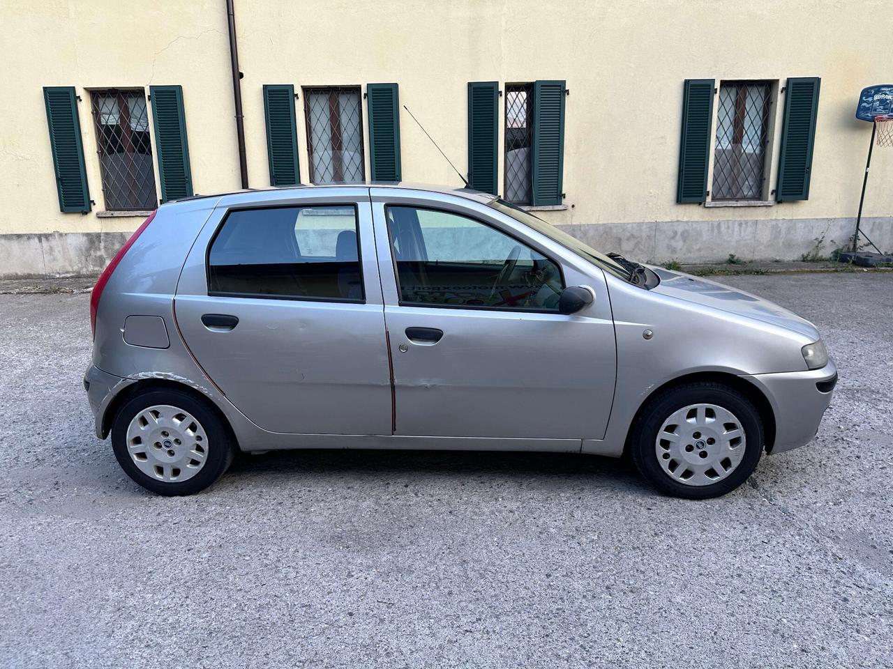 Fiat Punto 1.2i 16V cat 5 porte HLX