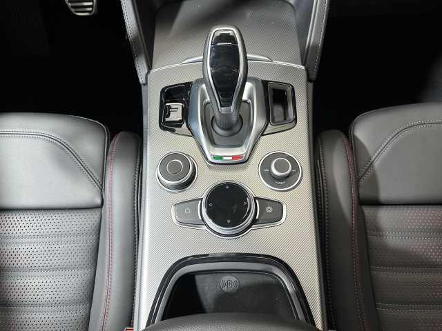 Alfa Romeo Stelvio 2.2 Turbodiesel 210 CV AT8 Q4 Tributo Italiano