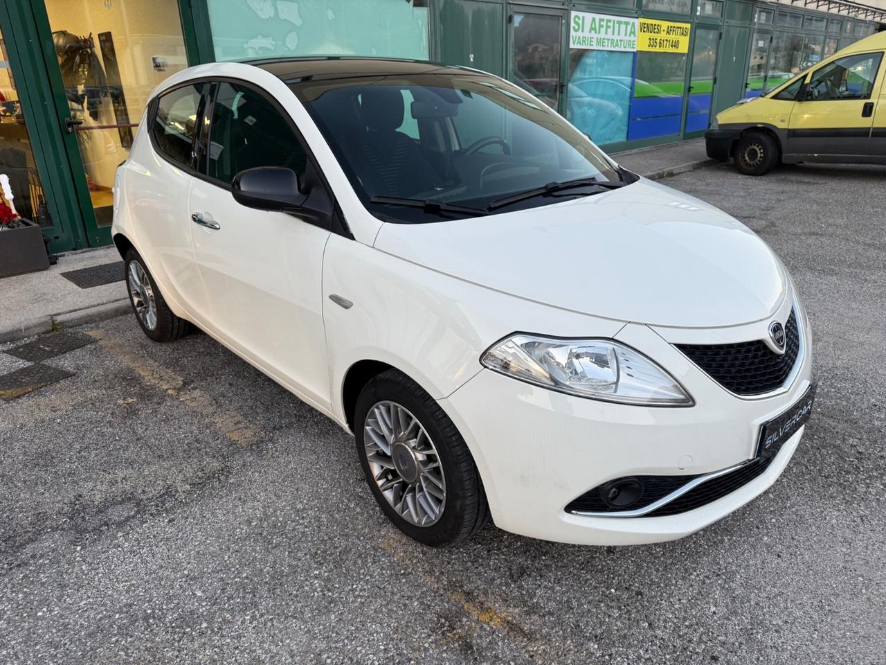 Lancia Ypsilon 1.3 MJT