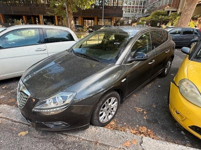 Lancia Delta 1.6 MJT DPF Silver