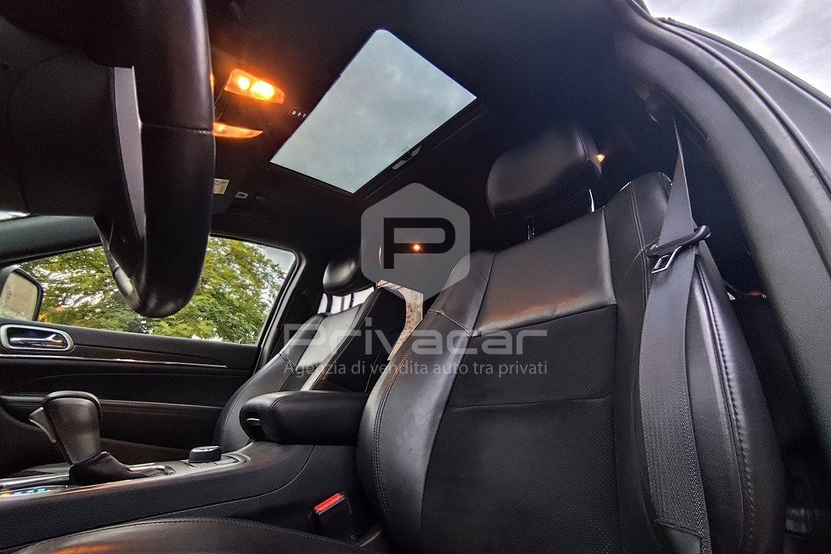 JEEP Grand Cherokee 3.0 V6 CRD 250 Multijet II Night Eagle