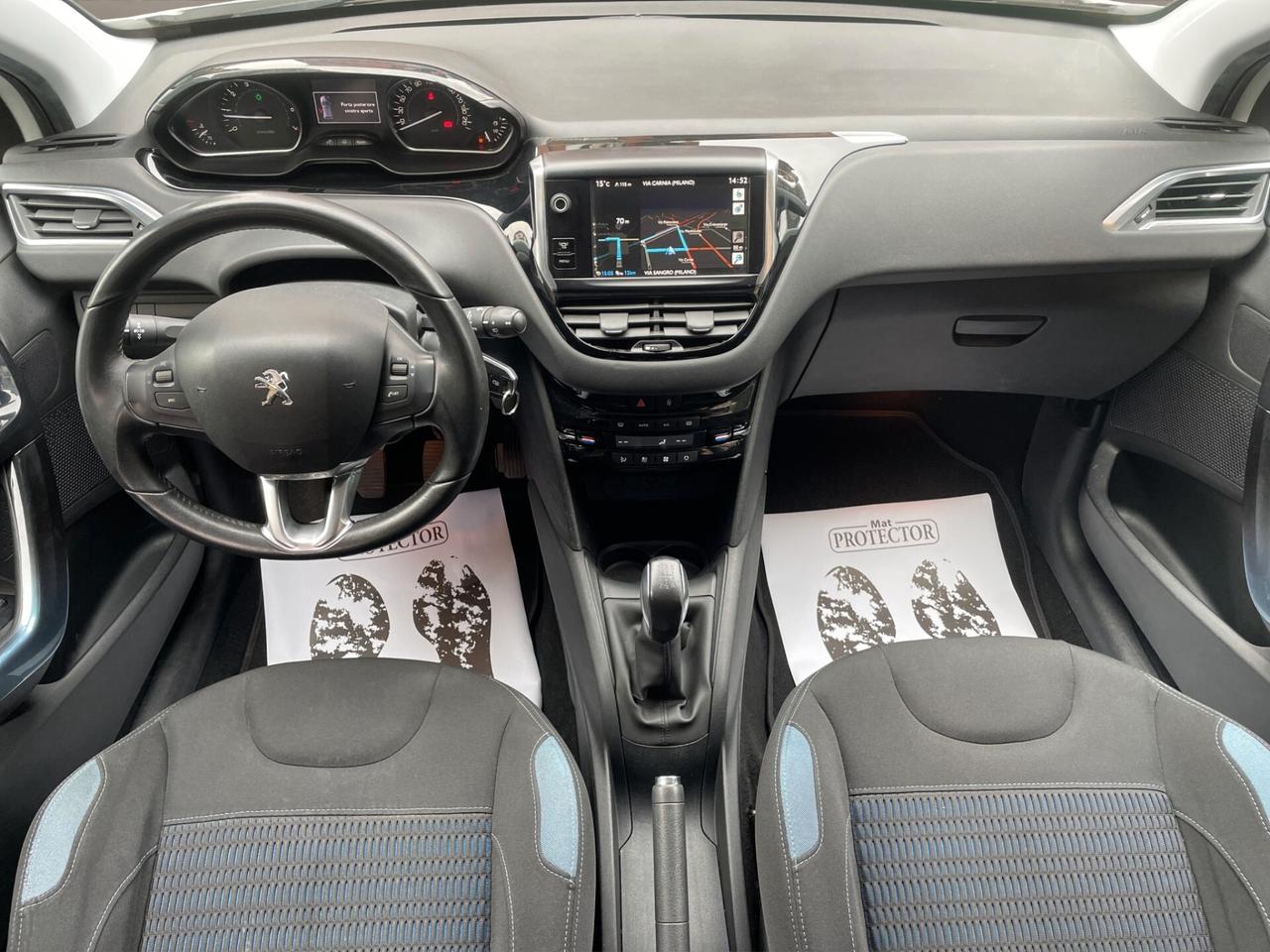 Peugeot 208 UNICO PROPRIETARIO - DISTRIBUZIONE ESEGUITA