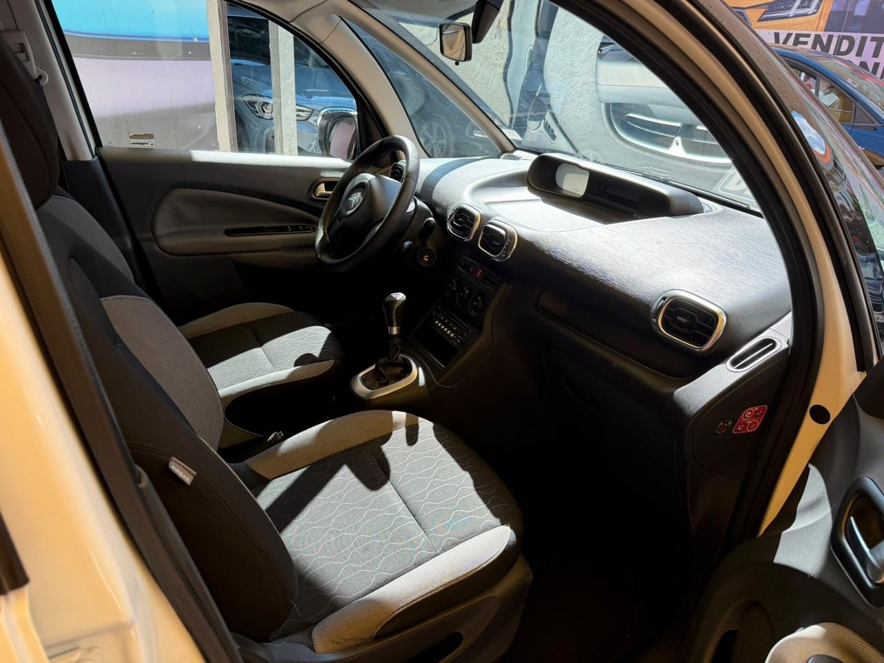 Citroen C3 Picasso 1.6cc diesel 12 mesi garanzia-2014