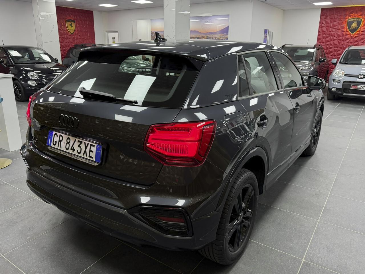 Audi Q2 35 TDI quattro S tronic Identity Black
