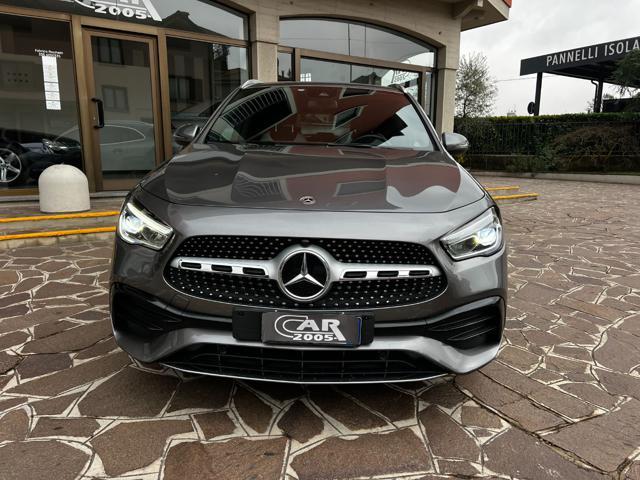 MERCEDES-BENZ GLA 200 Automatic Premium