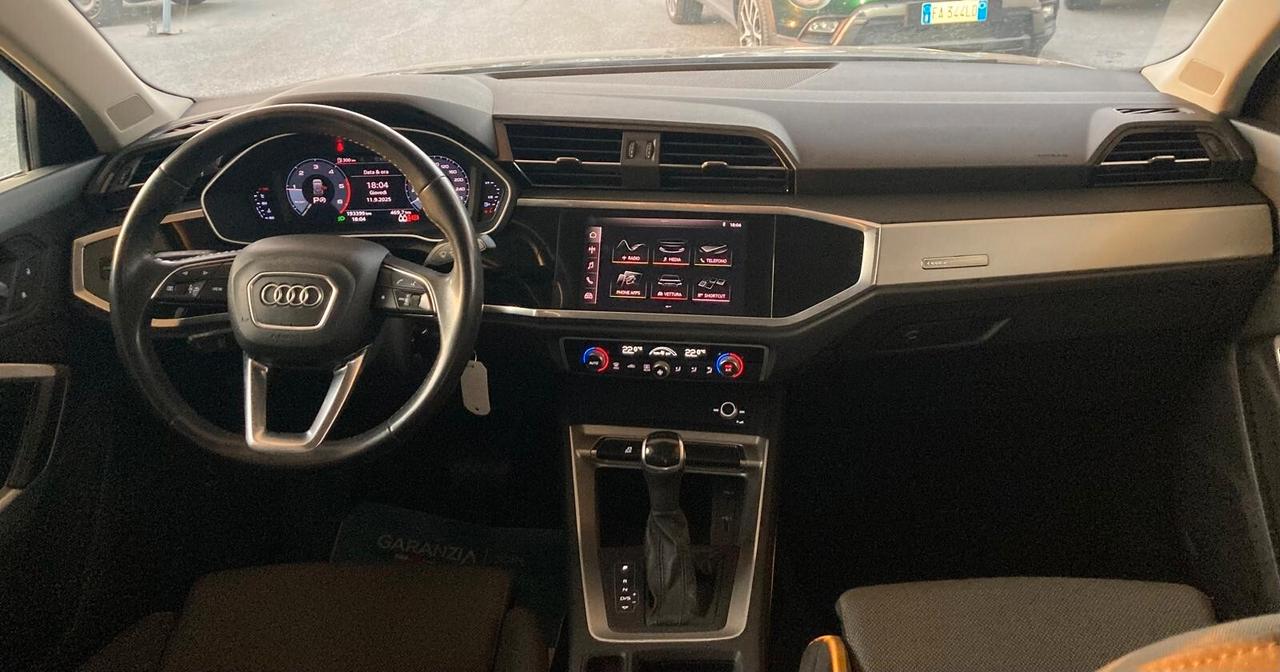 Audi Q3 35 TDI S tronic Business
