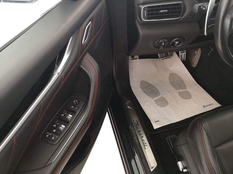 Maserati Levante V6 Diesel 275 CV AWD Gransport