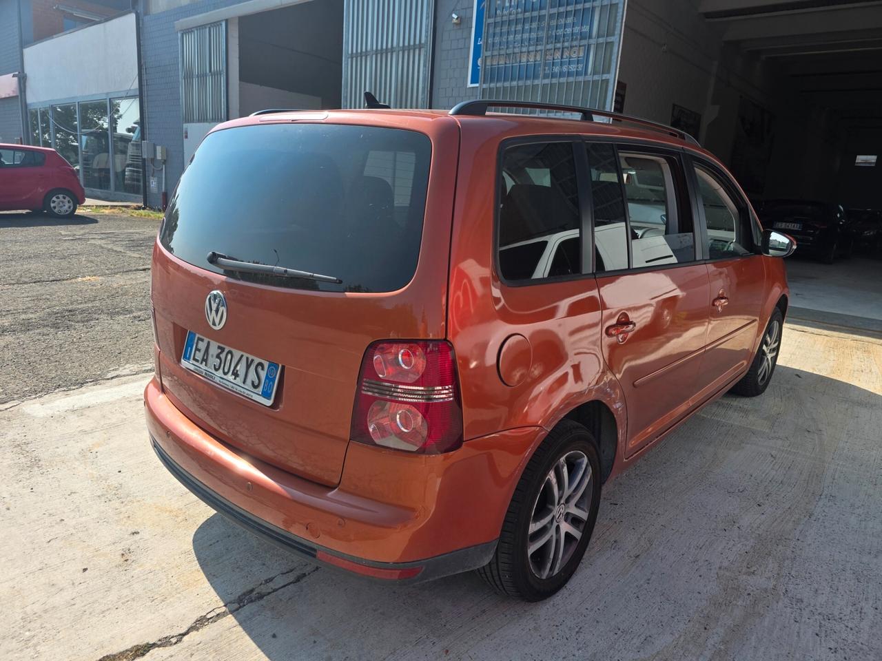 Volkswagen Touran 1.4 cc 150CV Automatico dsg