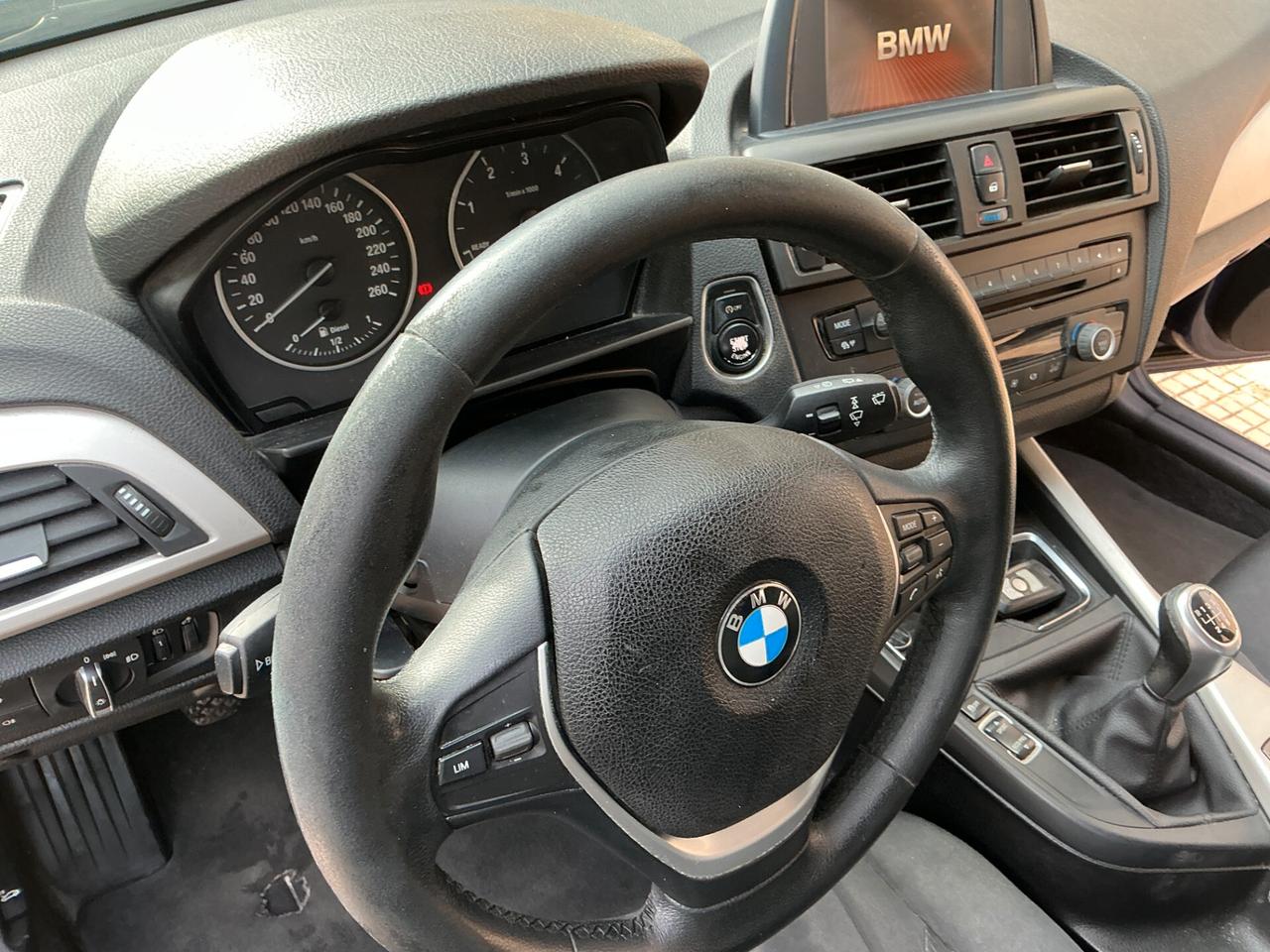 Bmw 116 116d 5p. Urban