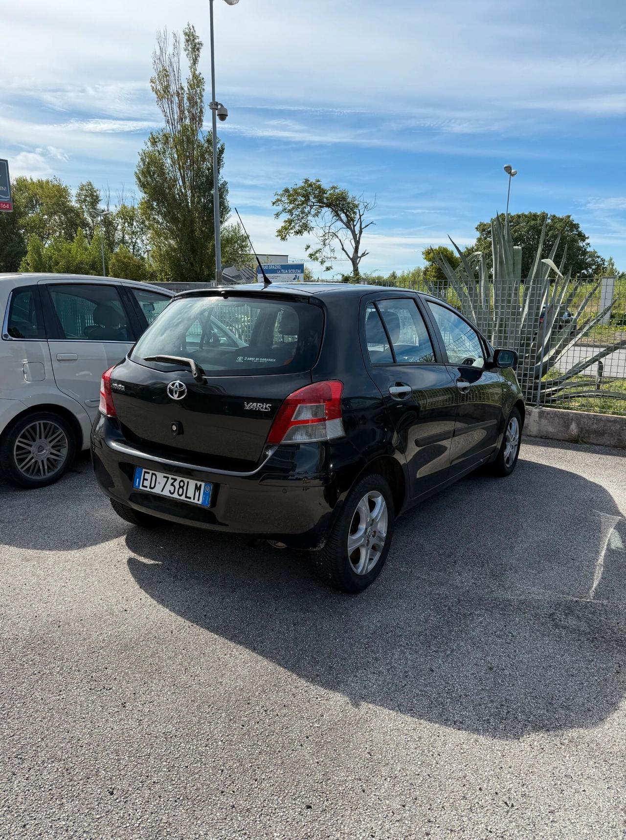 Toyota Yaris 1.4 D-4D DPF 5 porte