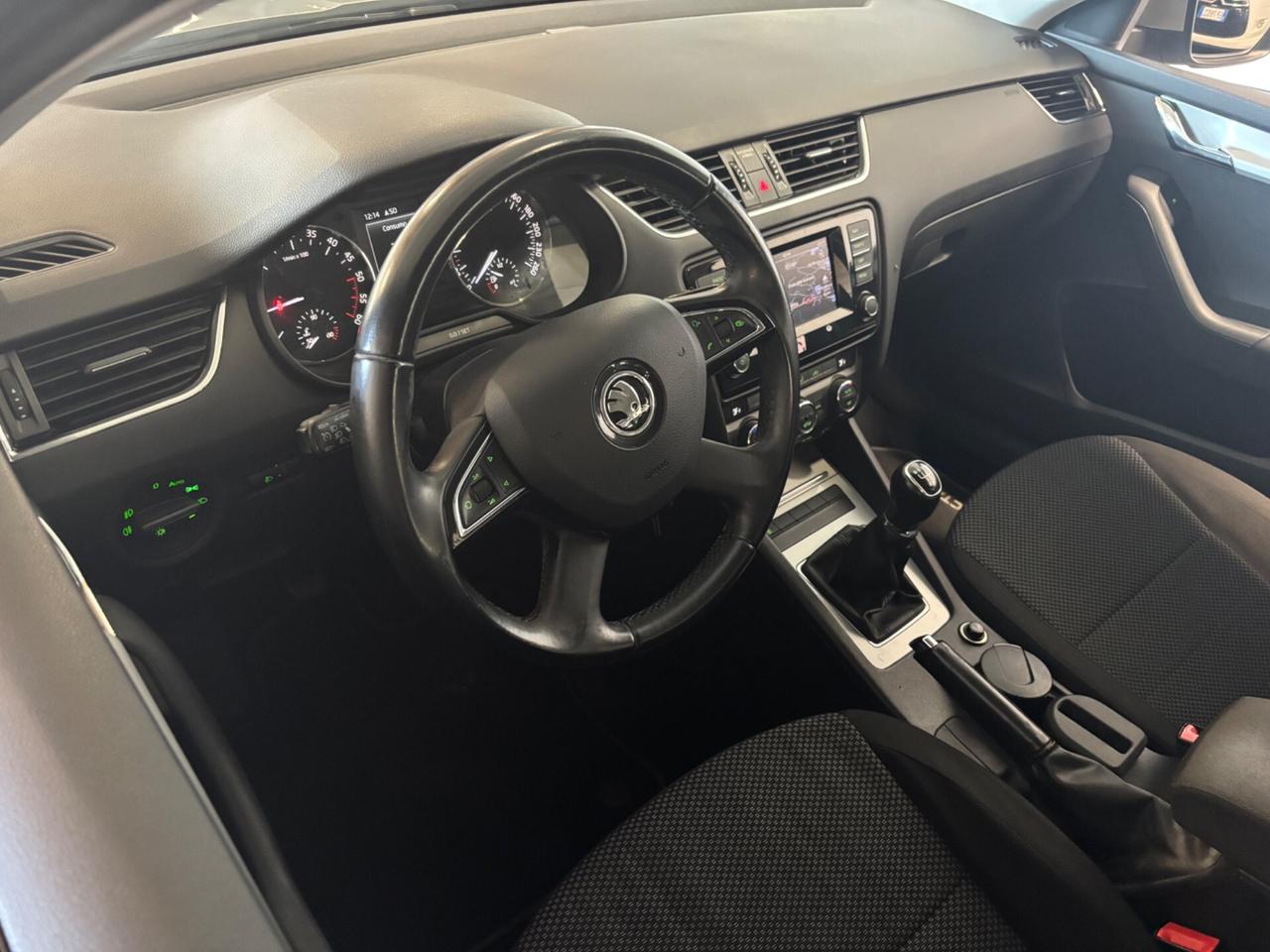 Skoda Octavia 1.6 TDI 105cv |OK NEOPATENTATI|