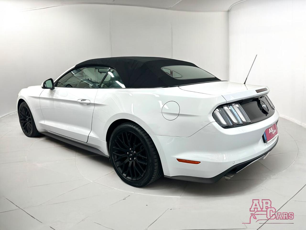 Ford Mustang 2.3 317cv Cabrio 4 posti