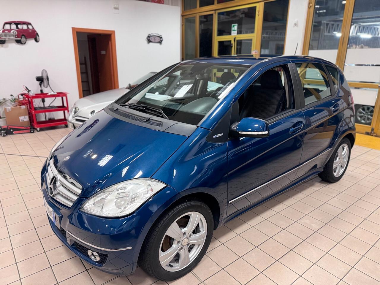Mercedes-benz A 160 BlueEFFICIENCY Elegance