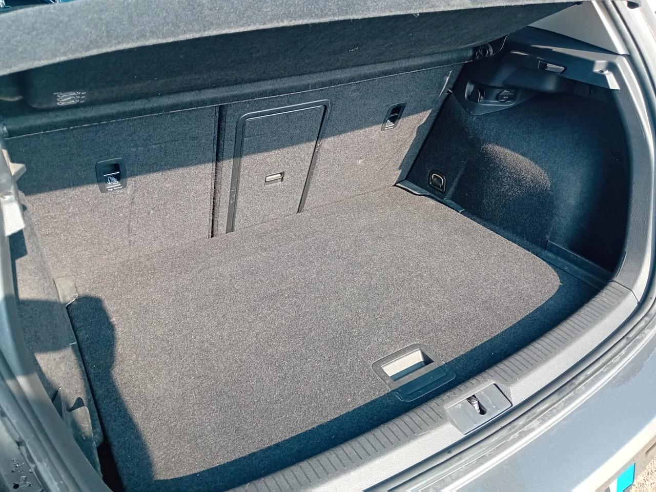 Volkswagen Golf 5p 1.6 tdi 110CV Comfortline 110cv E6