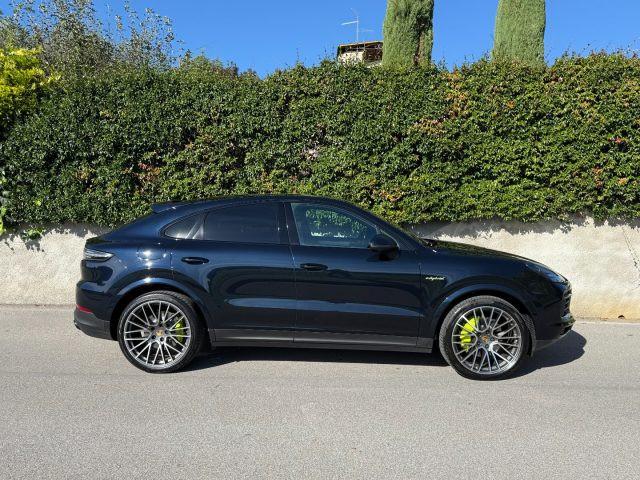 PORSCHE Cayenne Coupé 3.0 V6 E-Hybrid Platinum Edition IVA ESPOSTA