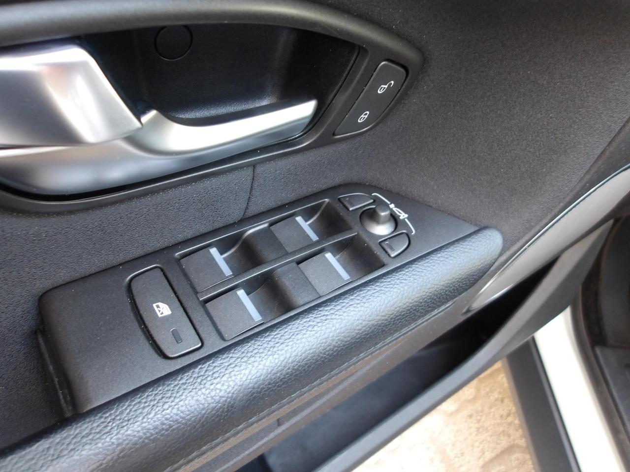 Land Rover Range Rover Evoque 5 Porte Range Rover Evoque 5p 2.0 td4 SE 150cv auto