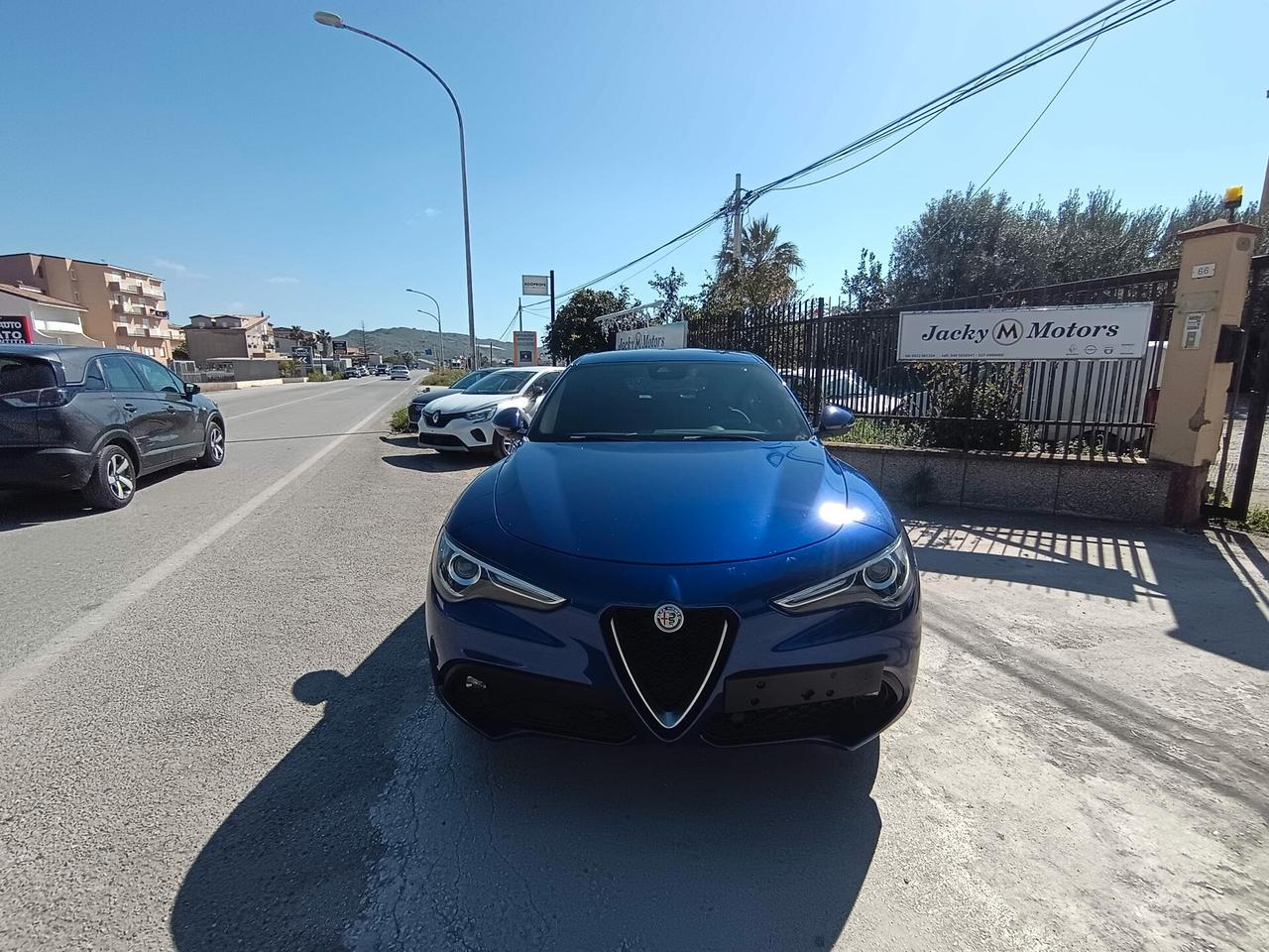 Alfa Romeo Stelvio 2.2 Turbodiesel 160 CV AT8 RWD Super Business